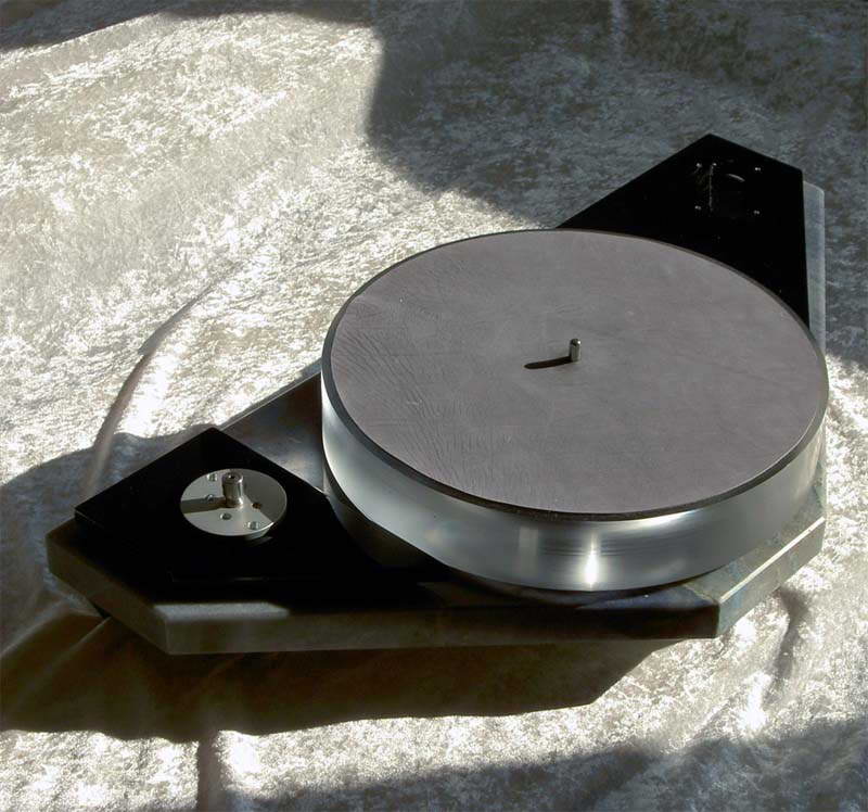 Arcturus Signature Turntable