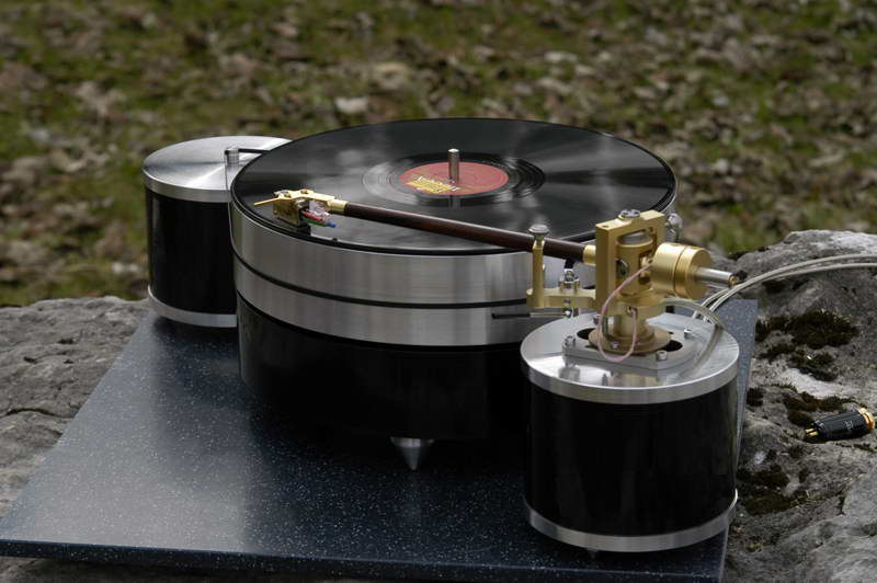 Vega Reference Turntable